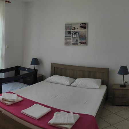 Roses Rt Apartments Skioni I نيا سكيوني المظهر الخارجي الصورة