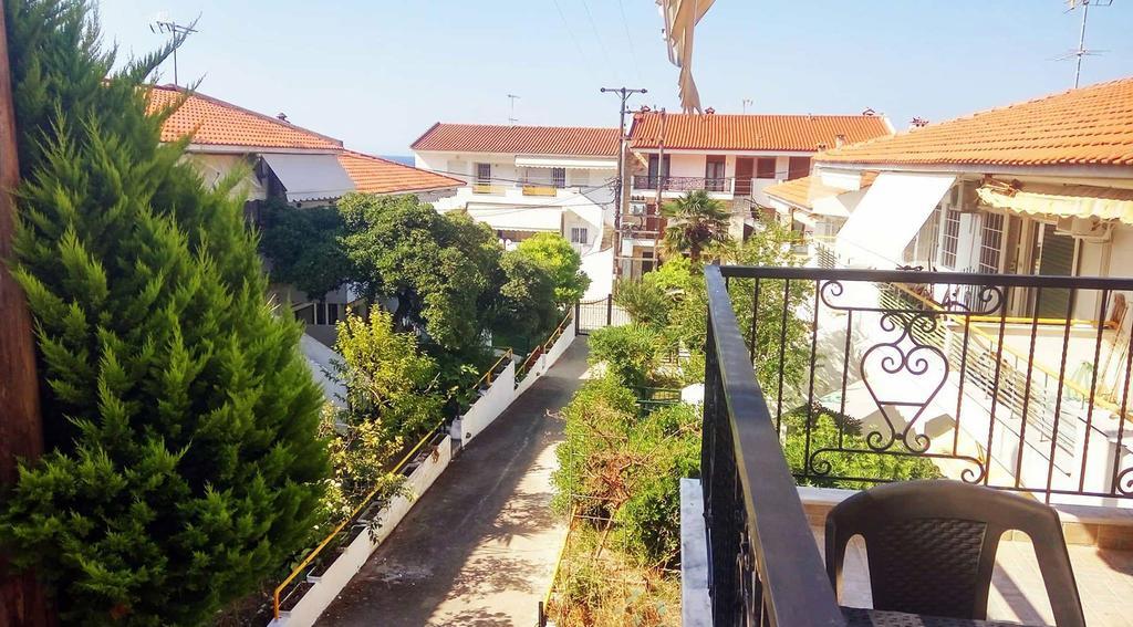 Roses Rt Apartments Skioni I نيا سكيوني المظهر الخارجي الصورة